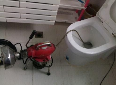 西安：冰箱噪音大，啄木鸟专业师傅上门维修实录